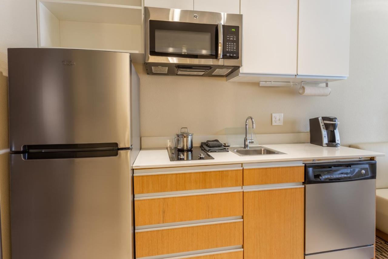 Candlewood Suites Fargo South-Medical Center By Ihg Экстерьер фото
