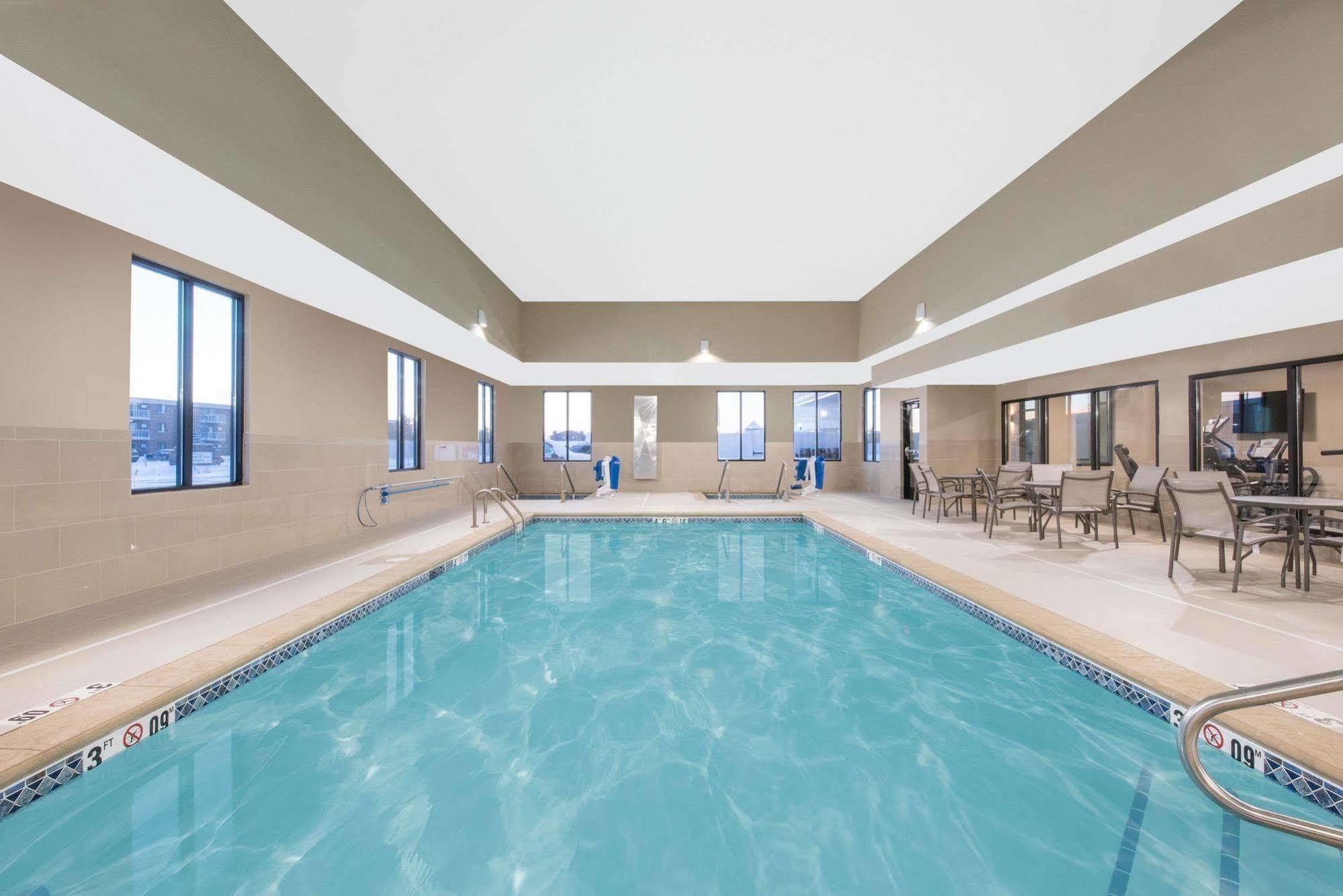 Candlewood Suites Fargo South-Medical Center By Ihg Экстерьер фото